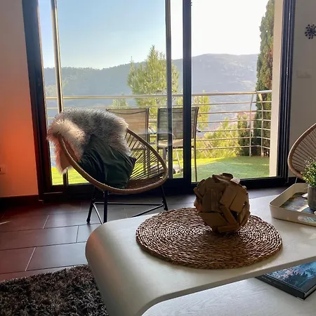 Costa Vermella, Vue Et Montagne Au Calme Cerbere
